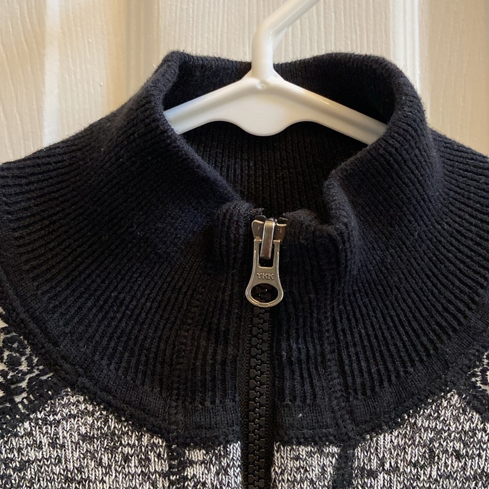 Title Nine- zip up warm sweater jacket- ladies size medium- black/white - Picture 2 of 5